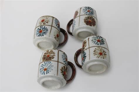 S Vintage Stoneware Pottery Mugs W Starburst Daisy Flowers