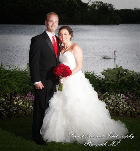 Channing And Ryan Bay Pointe Golf Club West Bloomfield Wedding