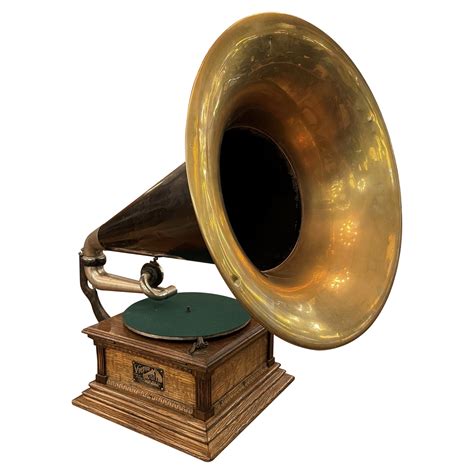 Phonograph Horn