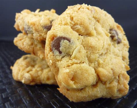 Cookies On Friday Hawaiian Chocolate Chip Cookies