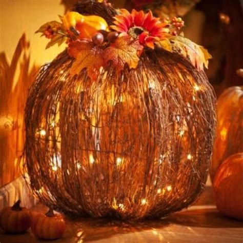 20 Fall Decorating Ideas Expert Tips For Making Halloween Decorations