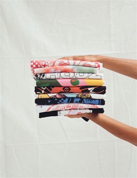 Fast Fashion Brands Are Distorting Charity Shops | Everpress