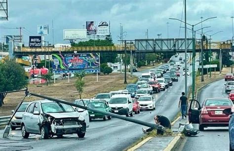 Chocan tres vehículos en el puente Colorines