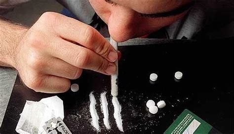 Cocaína Consumo De Drogas No Brasil Dobra Em 10 Anos E Supera A Média