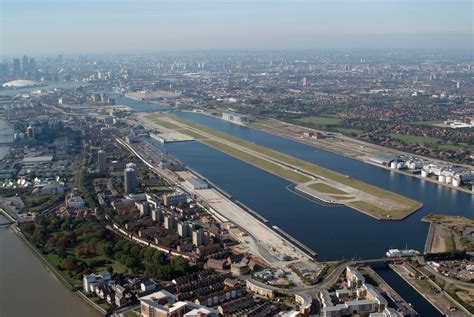 Best Airports For Landing Views Business Insider