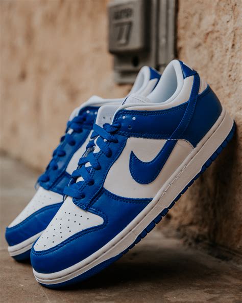 Nice Look // Nike Dunk Low "Kentucky" | Nice Kicks