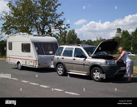 Broken Down Caravan Hi Res Stock Photography And Images Alamy