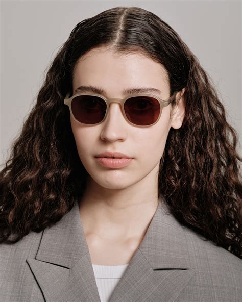 Alvar In Oyster Sunglasses Lunet Eyewear