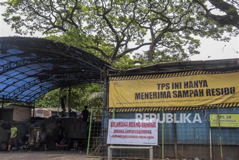 Tps Kota Bandung Kini Hanya Tampung Sampah Residu Republika Online