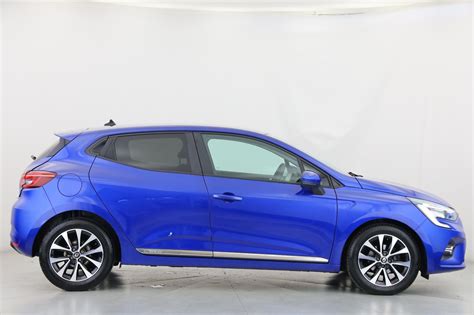 2021 Renault Clio Iconic Tce 14 499