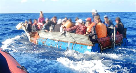 Crisis Migratoria Eeuu Intercepta Una Operación Marítima De