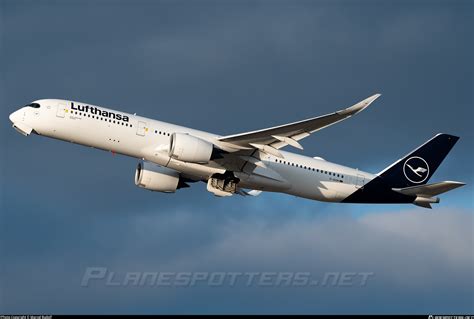 D AIXM Lufthansa Airbus A350 941 Photo By Marcel Rudolf ID 1563180