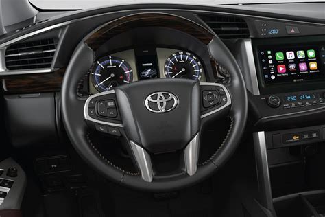 Toyota Innova Interior Exterior Images Colors Video Gallery