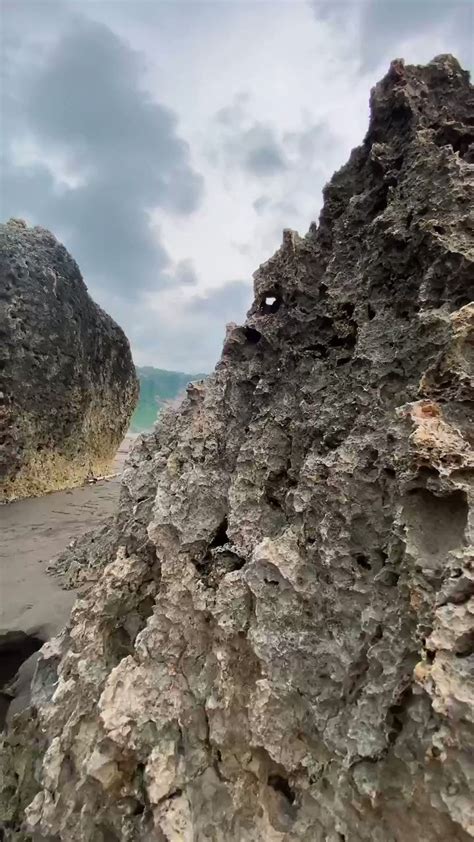 Merapi Uncover On Twitter Bingung Mau Ke Pantai Atau Air Terjun Ke