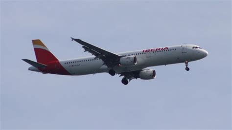 Iberia Vende Ya Billetes De Avión Desde 20 Euros Para Viajar Hasta El