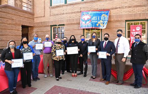 Laredo Rotary Club Donates Celebrates Start Of Tulip Plot At Valdez