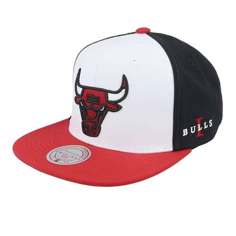 Gorra Mitchell And Ness Chicago Bulls Nba Day One Snapback Black Gold