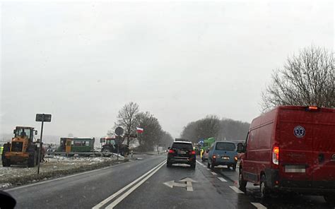 Rolnicy blokują drogi w całej Polsce