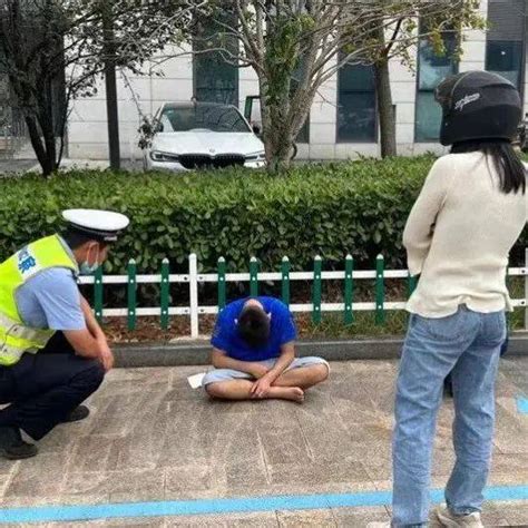 半路跳车、离家出走！“熊孩子逃学”花样百出→男孩兰溪母亲