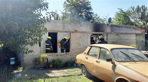 Importante Incendio En Una Vivienda La Razon De Chivilcoy