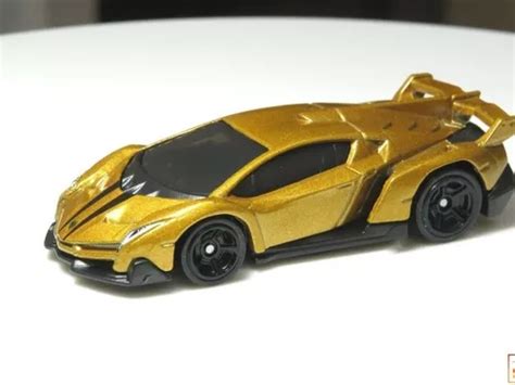 Hot Wheels Lamborghini Veneno Color Oro MercadoLibre