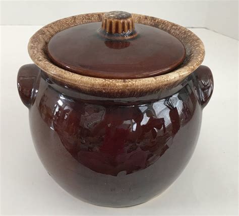 Vintage Hull Oven Proof Usa Brown Drip Glaze 6 Bean Pot With Lid