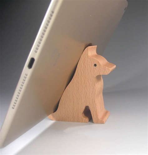 Wooden Dog Shaped Mobile Phone Ipad Holder Stand Ipad Holder Mobile