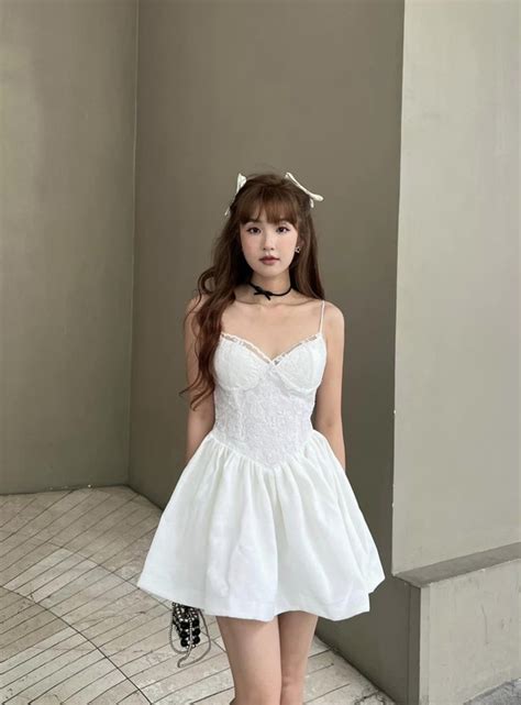 Vẻ đẹp gái một con mòn con mắt của dàn hot girl Việt