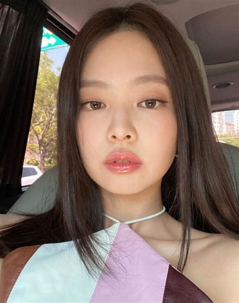 Photo Jennie Du Groupe Blackpink Sur Instagram Le 9 Mai 2020