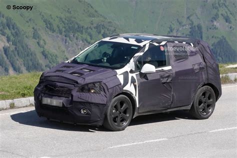 Spyshots: Opel Corsa-based compact SUV - autoevolution