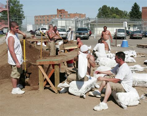 Inmates at JRCC fill sandbags for use here - Jamestown Sun | News, weather, sports from ...