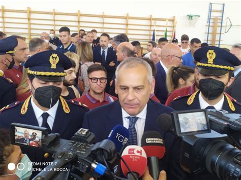 Inaugurata Alla Scuola Di Polizia La Sezione Fiamme Oro Giannini A