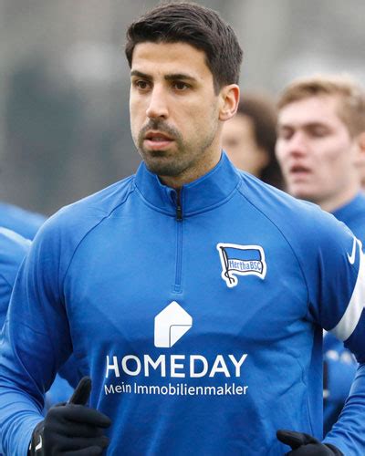 Classify Sami Khedira German Football Soccer Player