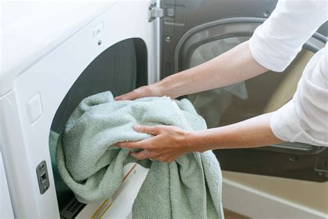 How To Use A Clothes Dryer Correctly