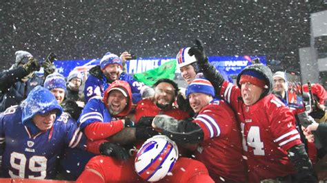 Victory Sunday Bills Defeat Dolphins To Clinch Playoff Spot