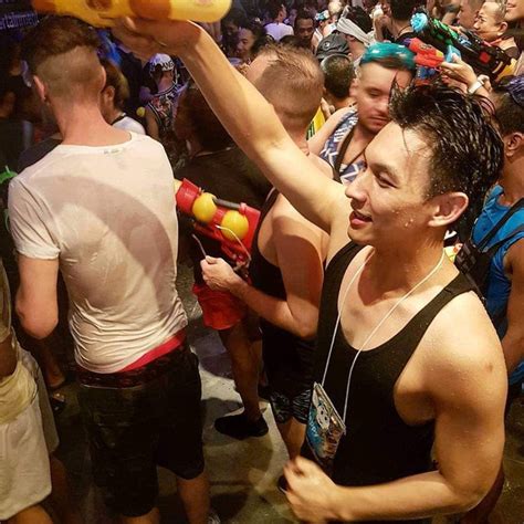 HOT Thái Lan tuyên bố lễ hội té nước Songkran vẫn được tổ chức trong năm 2021