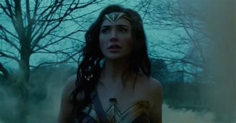 Wonder Woman Premiers Extraits Pour Le Film Avec Gal Gadot Premiere Fr