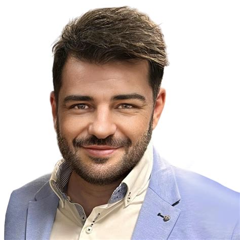 senzi vola sa jaroslav sapik  patri medzi najlepsich  najznamejsich