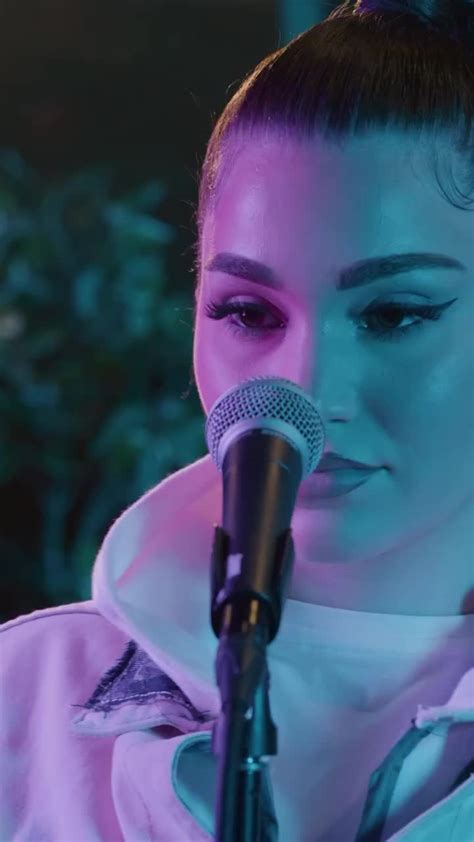 enisa nikaj la magie de ses chansons tiktok