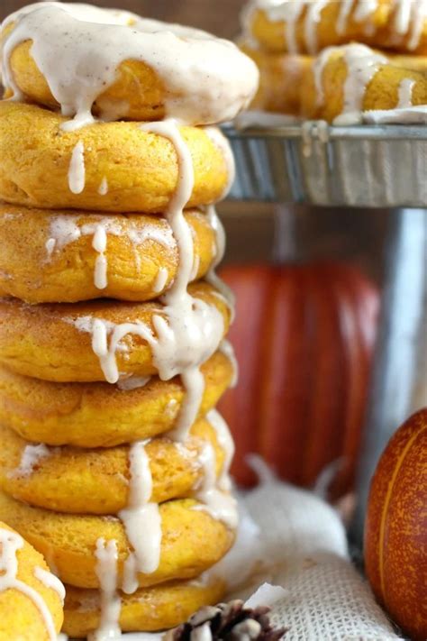 Pumpkin Donuts With Maple Glaze Mama Loves Food