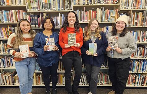 Happy Library Shelfie Day Story Details