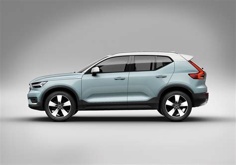 Volvo XC40 Starts Production T5 Twin Engine PHEV And EV Coming In 2018