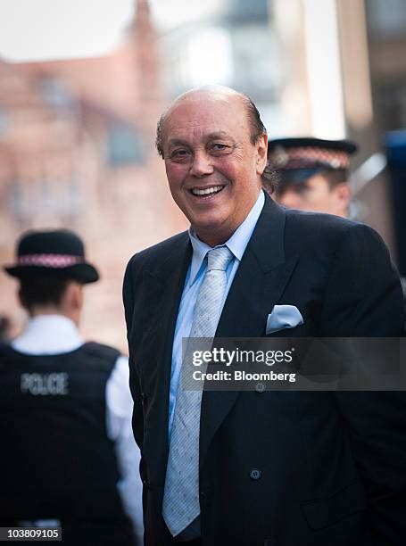 polly peck international plc fotografias  imagenes de stock getty images
