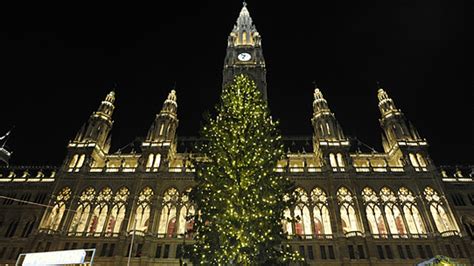 Wiener Christkindlmarkt feierlich eröffnet