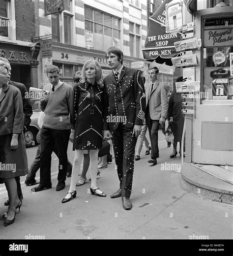 Carnaby street london sixties Black and White Stock Photos & Images - Alamy