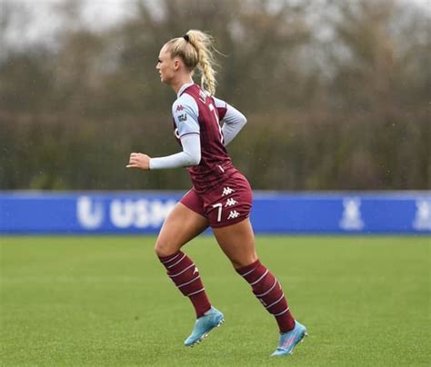 Meet Aston Villas Gorgeous Footballer Alisha Lehmann Who Is Also An