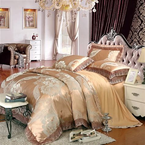 Hot Sale Gold Silver Jacquard Luxury Bedding Set Queen King Size Stain