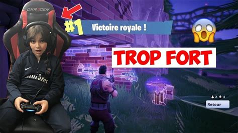 Ce Kikou Nous A Vole Notre Cha Ne Youtube Et Joue A Fortnite Youtube