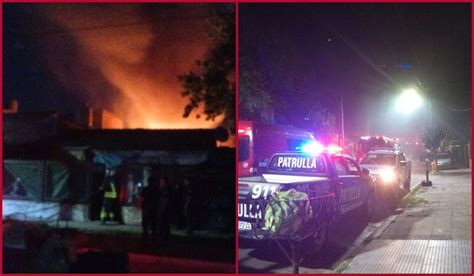 Mega Operativo Por Un Feroz Incendio Que Destruy Una Casa En Temperley