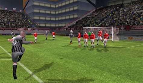 Dream League Soccer Ücretsiz Android Futbol Oyunu Andropedi